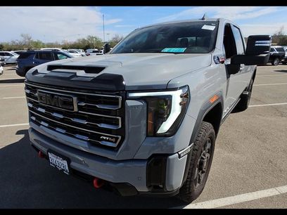 Used 2025 GMC Sierra 2500 AT4 w/ AT4 Premium Plus Package