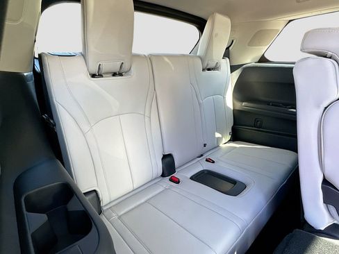 Used 2026 INFINITI QX60 Luxe w/ Cargo Package FWD image 30