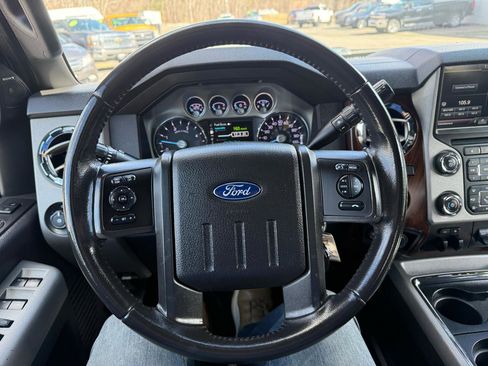 Used 2016 Ford F250 Lariat w/ Chrome Package image 33