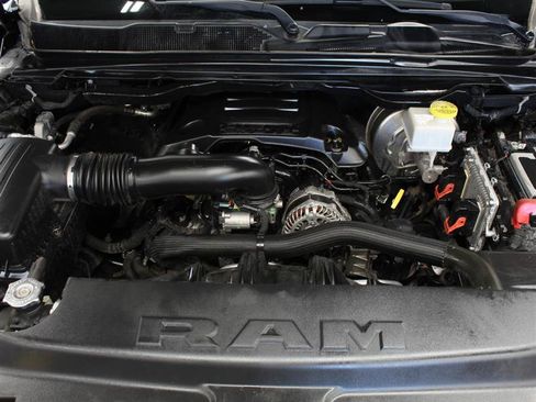 Used 2019 RAM 1500 Big Horn AWD/4WD image 19