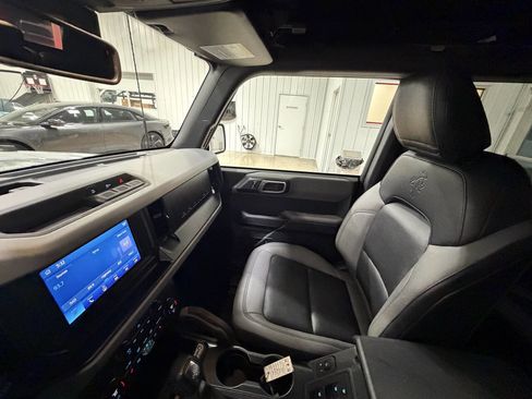 Used 2023 Ford Bronco Big Bend image 23