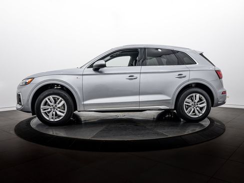 Certified 2023 Audi Q5 2.0T Premium w/ Convenience Package AWD/4WD image 7