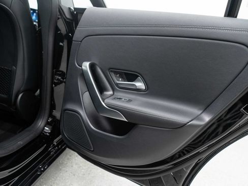 Used 2025 Mercedes-Benz CLA 250 4MATIC image 23