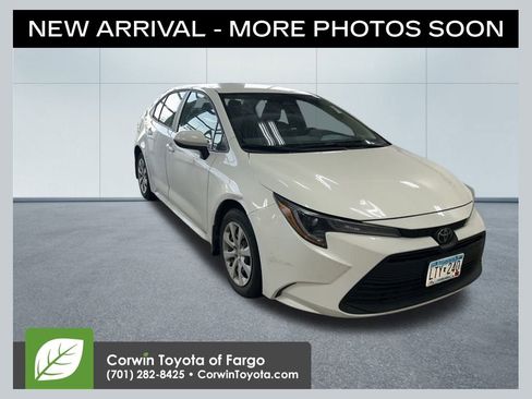 Used 2024 Toyota Corolla LE image 1