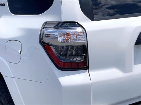 Used 2020 Toyota 4Runner TRD Pro AWD/4WD image 29