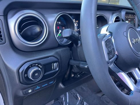 Used 2023 Jeep Wrangler Unlimited Rubicon 4xe w/ Steel Bumper Group image 14