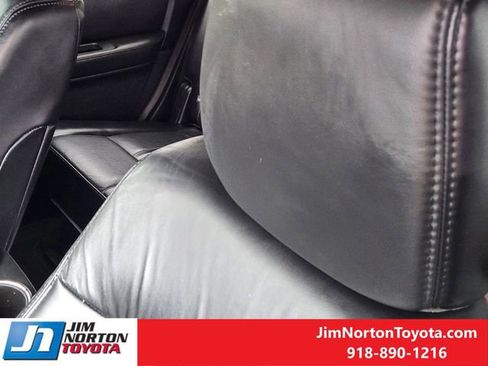 Used 2017 Lincoln Navigator Select image 15