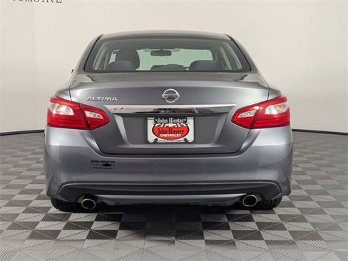 Used 2017 Nissan Altima 2.5 S w/ Power Driver Seat Package image 6