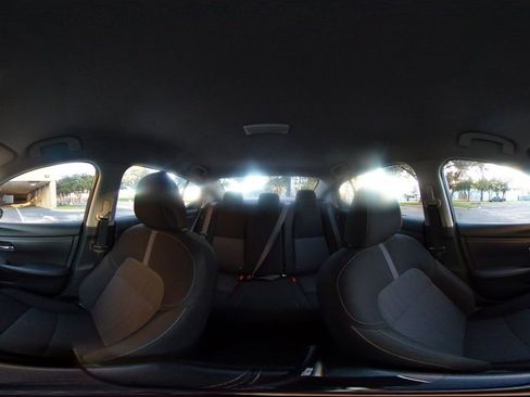 Used 2025 Nissan Sentra SV FWD image 37