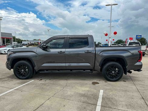 Used 2025 Toyota Tundra Limited AWD/4WD image 6