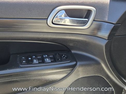 Used 2019 Jeep Grand Cherokee Altitude RWD image 20