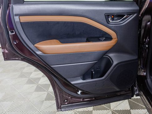 Used 2026 Subaru Forester Touring AWD/4WD image 42