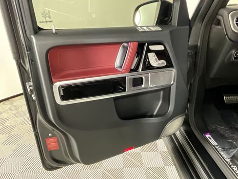 Used 2025 Mercedes-Benz G 550 w/ Manufactur Interior Package image 19