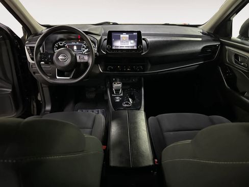 Used 2024 Nissan Rogue S image 14