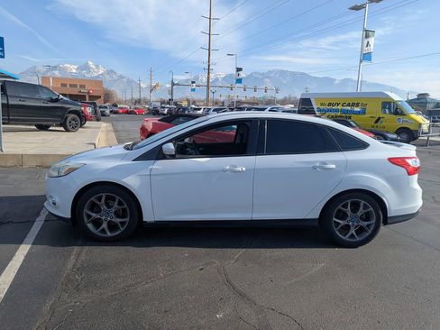 Used 2013 Ford Focus SE image 8