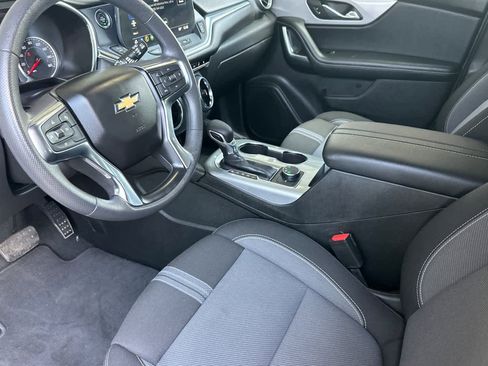 Used 2025 Chevrolet Blazer LT AWD/4WD image 11