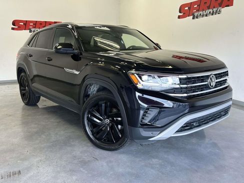 Used 2023 Volkswagen Atlas Cross Sport SE w/ Panoramic Sunroof Package FWD image 29