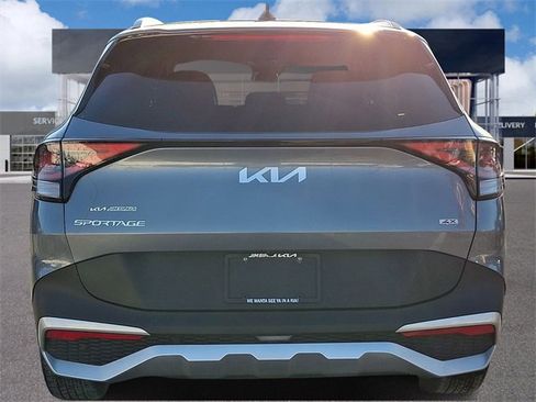 Certified 2025 Kia Sportage EX image 5