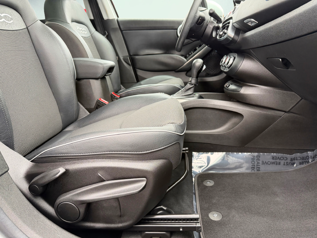 Used 2017 FIAT 500X Trekking FWD image 38