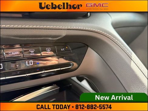 Used 2023 Buick Envision Preferred FWD image 30