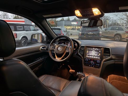 Used 2015 Jeep Grand Cherokee Limited image 29