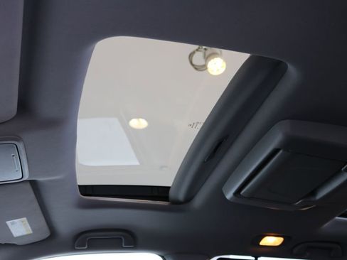 Used 2021 Honda Pilot Elite image 17