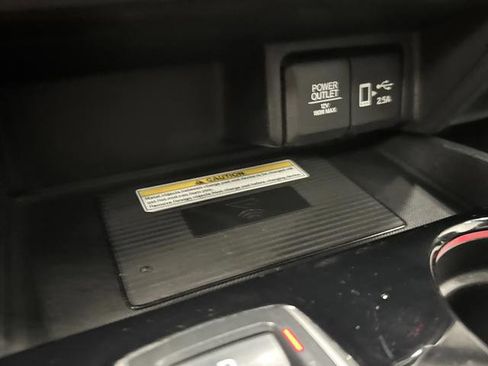 Used 2020 Honda Pilot Black Edition image 25