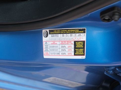 Used 2023 Nissan Versa SV image 34