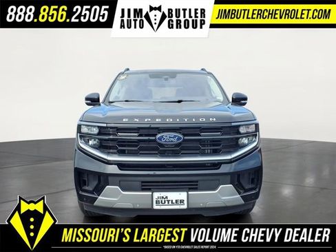Used 2025 Ford Expedition Platinum AWD/4WD image 28