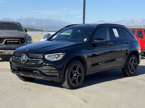 Used 2021 Mercedes-Benz GLC 300 GLC GLC 300 Sport Utility image 3