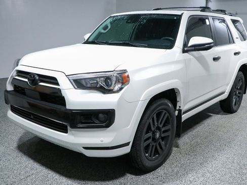 Used 2023 Toyota 4Runner Limited AWD/4WD image 33