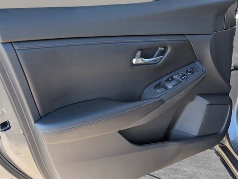 Certified 2022 Nissan Sentra SV image 15