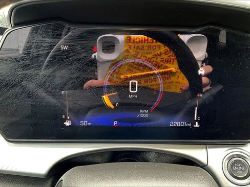 Used 2024 Chevrolet Trax LT w/ Driver Confidence Package FWD image 8