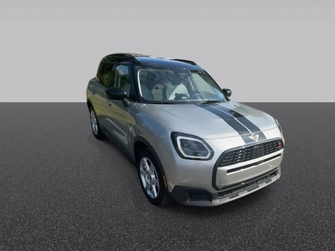 Used 2025 MINI Cooper Countryman S w/ Comfort Package Max AWD/4WD image 3
