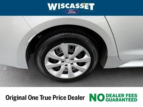 Used 2024 Toyota Corolla LE image 23