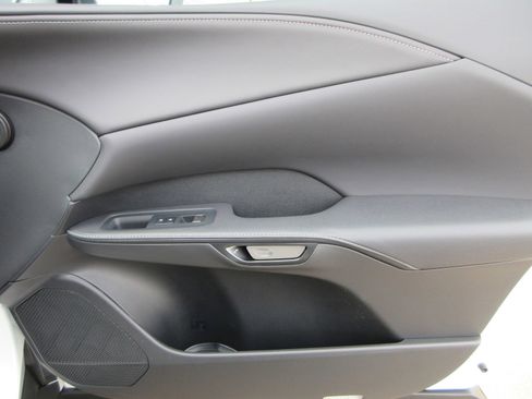 Used 2024 Lexus RX 350 w/ Technology Package image 23