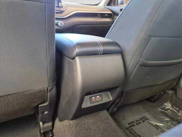 Used 2025 Nissan Altima 2.5 SV FWD image 23