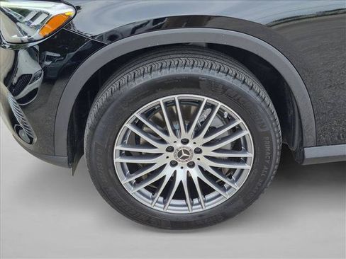 Certified 2026 Mercedes-Benz GLC 300 image 24