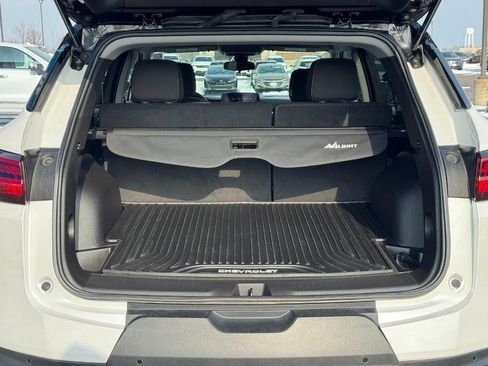 Used 2023 Chevrolet Blazer LT w/ Midnight/Sport Edition image 4