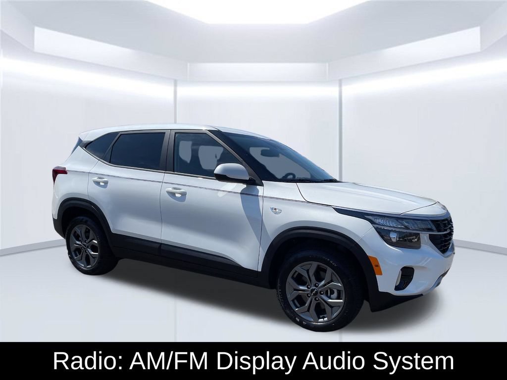 Used 2025 Kia Seltos LX AWD/4WD image 9