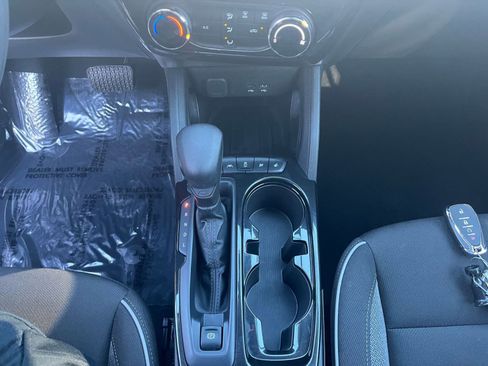 Used 2025 Chevrolet TrailBlazer LT image 39