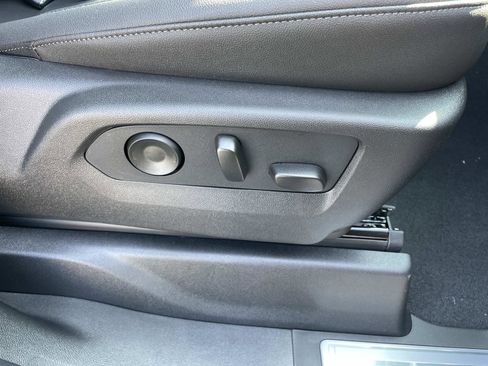 New 2026 GMC Sierra 2500 SLT w/ SLT Premium Package image 27