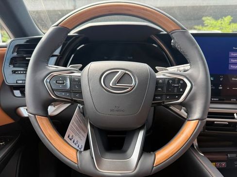 New 2026 Lexus RX 350h AWD/4WD image 15