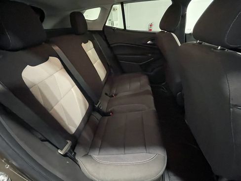 Used 2024 Chevrolet Trax LS FWD image 22
