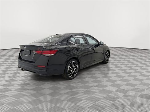New 2025 Nissan Sentra SR image 10
