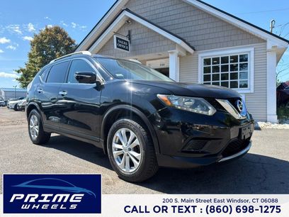 Used 2014 Nissan Rogue SV w/ SV Family Package