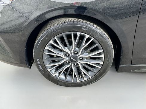 Used 2024 Kia Forte GT-Line image 8