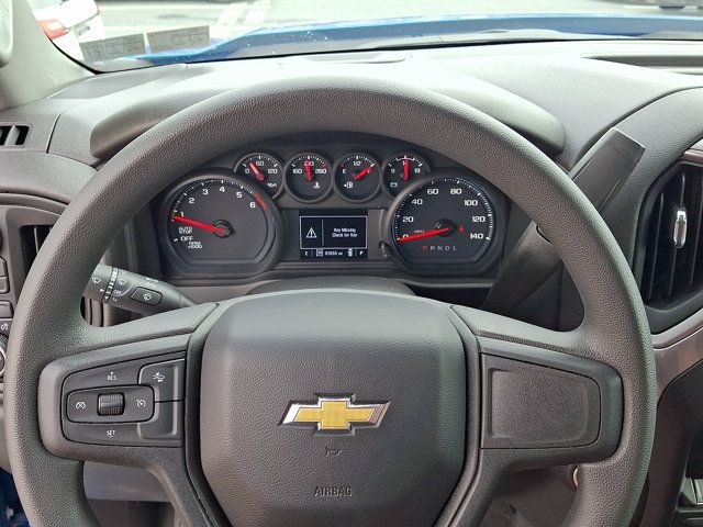 Certified 2023 Chevrolet Silverado 1500 Custom AWD/4WD image 18