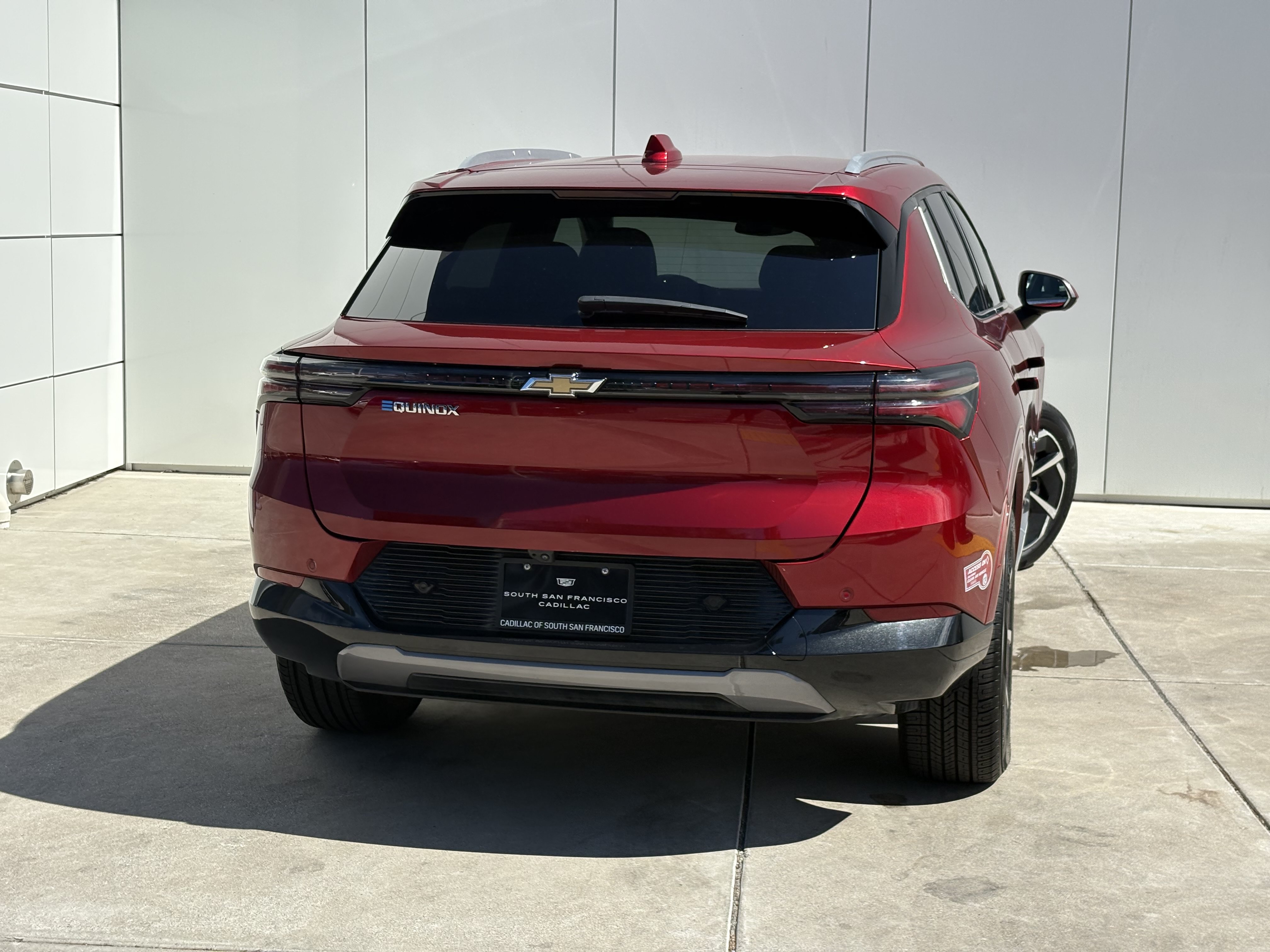 Used 2024 Chevrolet Equinox EV LT FWD image 6