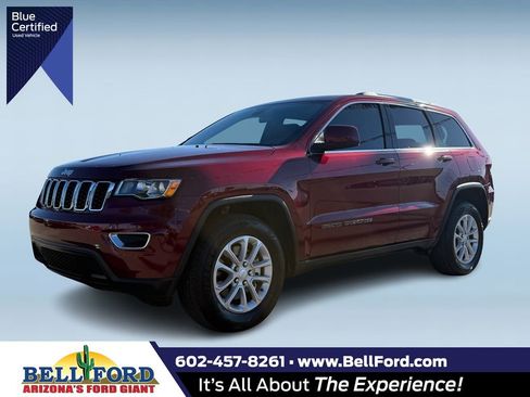 Used 2021 Jeep Grand Cherokee Laredo image 1